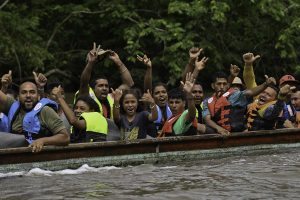 Presidente electo de Panamá promete deportar a migrantes que crucen selva del Darién