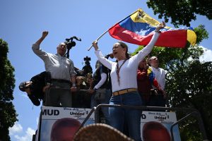 La Unión Europea desconoce la reelección de Maduro y eleva la presión internacional