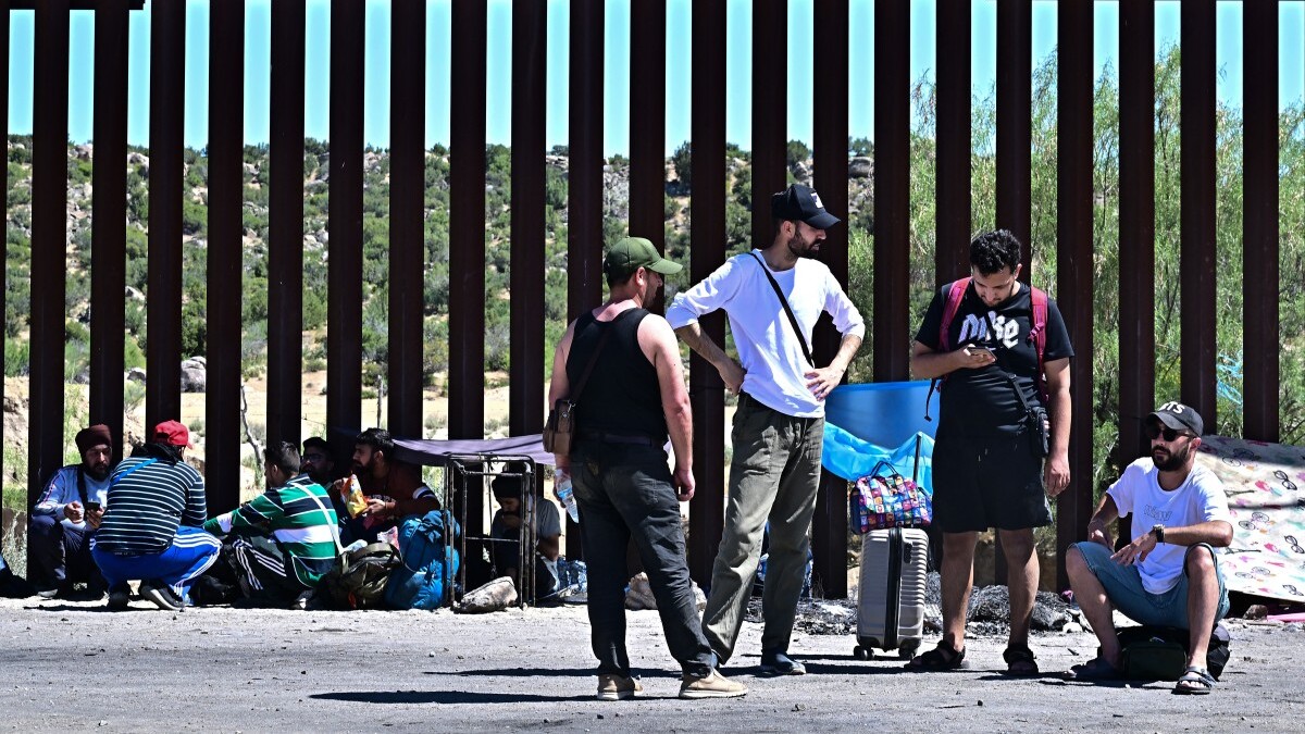 Angustiados, migrantes piden a Trump que no les cierre las puertas