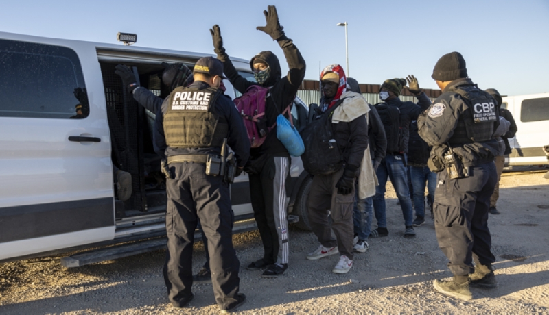 Trump nombra al "zar de la frontera" Tom Homan al frente de Inmigración