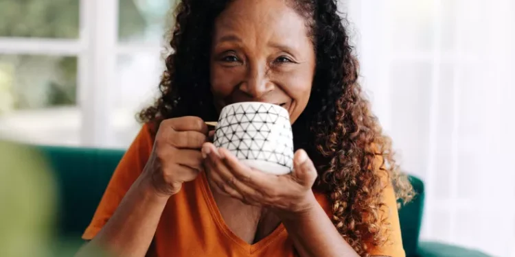 Beber café a diario podría añadir dos años a tu vida