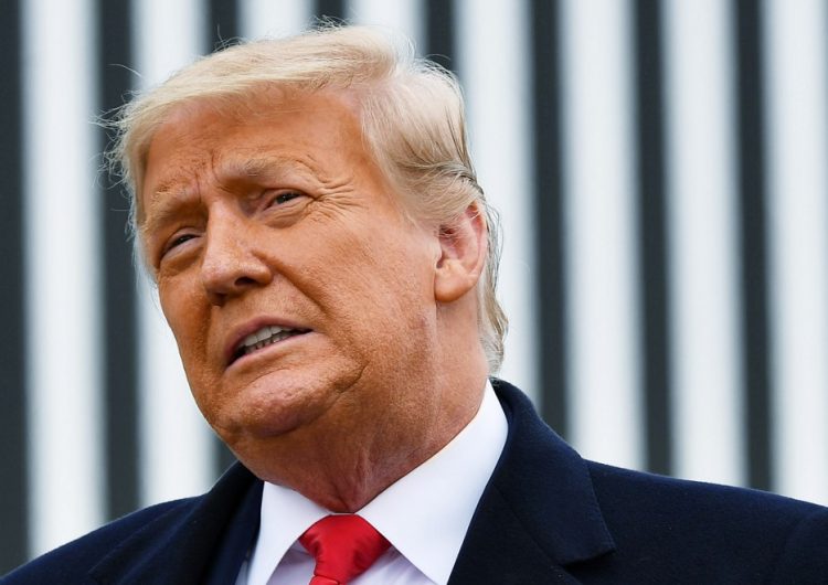 Trump pide a los estadounidenses que estén “unidos”, sin mencionar el proceso de destitución