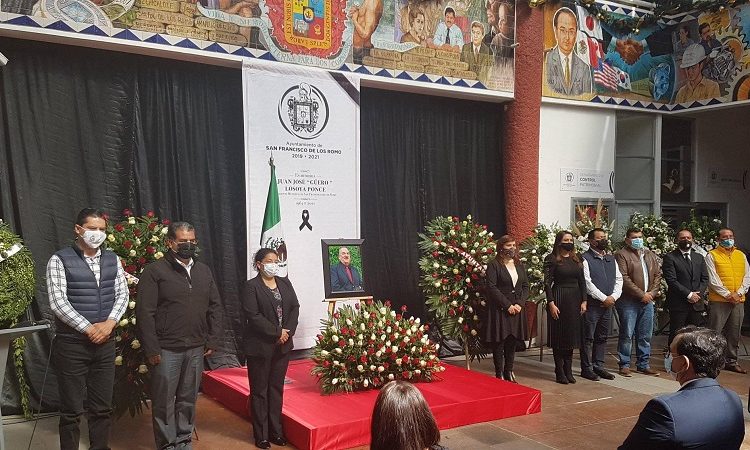 Realizan homenaje póstumo a alcalde de San Francisco de los Romo