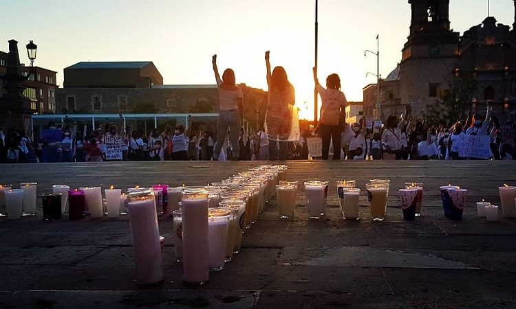 Protestan contra feminicidios en Aguascalientes