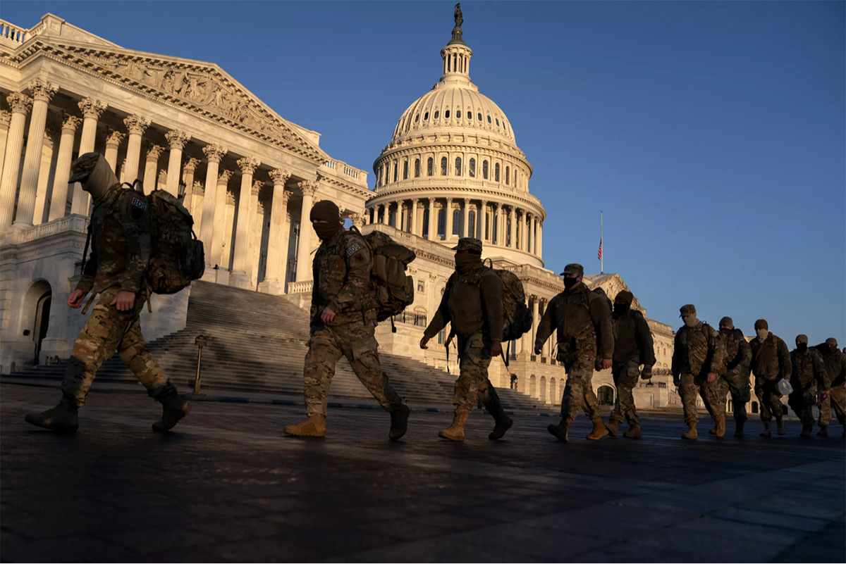 Miembros de la Guardia Nacional, en las afueras del Capitolio de Estados Unidos. Foto: Stefani Reynolds/Getty