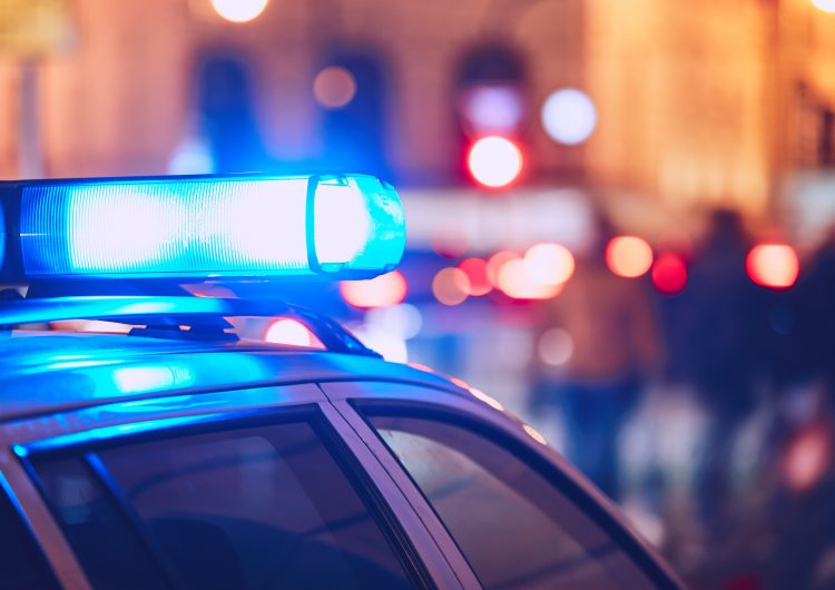 Tiroteo dentro de una iglesia deja al menos un muerto y varios heridos