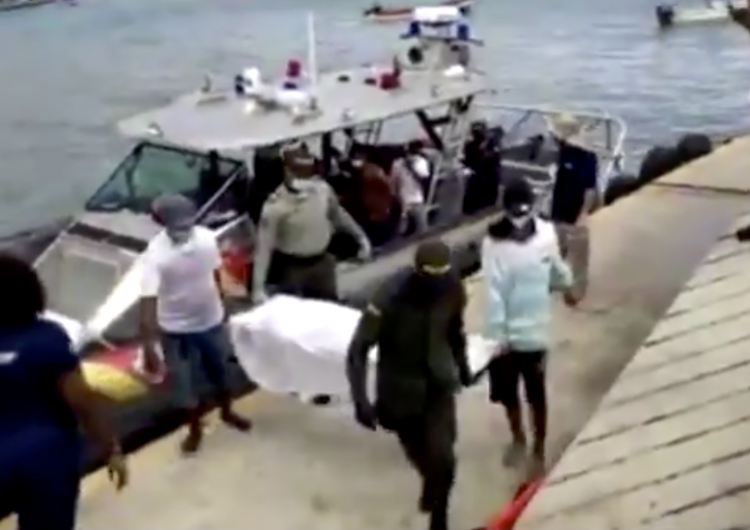 Cinco muertos y 14 desaparecidos, el saldo de un naufragio en Colombia