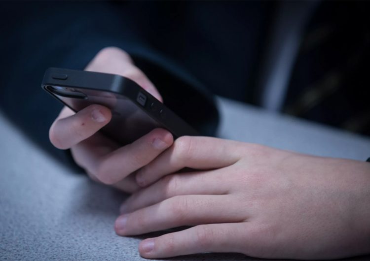 Niña de 10 años muere por hacer el ‘reto del desvanecimiento’ que circula en TikTok