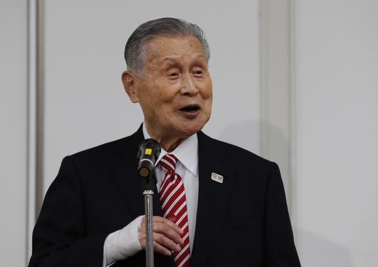 Presidente de los Juegos de Tokio rechaza renunciar por hacer comentarios sexistas