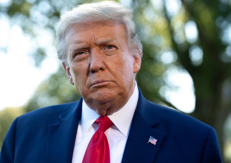 Corte Suprema de EU permite a fiscal acceder a las declaraciones de impuestos de Trump