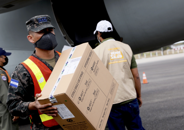 Honduras y Guatemala reciben de Israel 10,000 dosis de vacunas Moderna