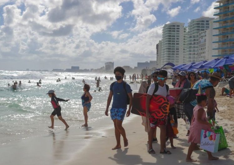 Cómo México se convirtió en un oasis para turistas extranjeros en medio de la pandemia