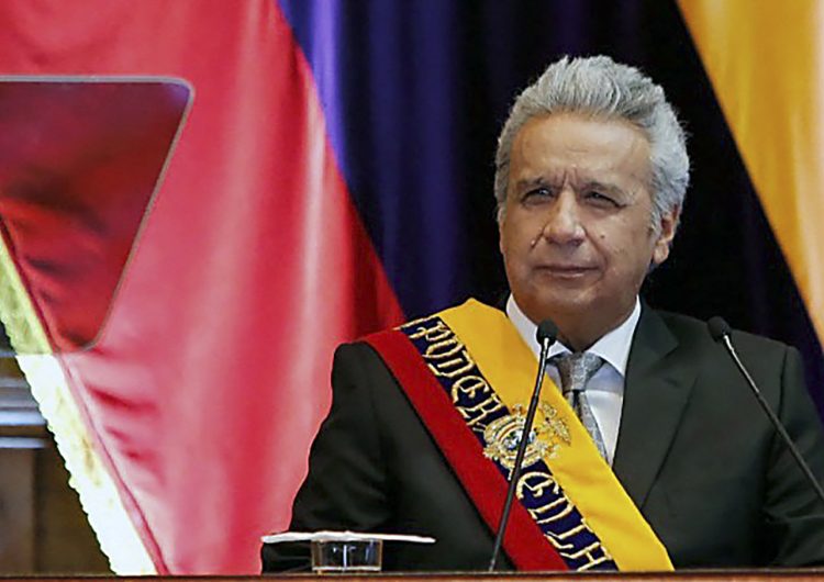 Presidente de Ecuador es expulsado de su partido por presunto incumplimiento del plan de gobierno