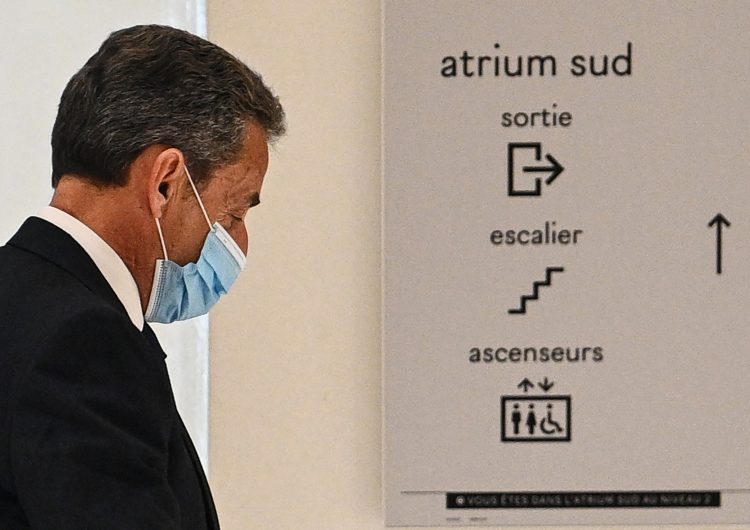 Expresidente de Francia acudirá al Tribunal Europeo tras ser condenado a prisión por corrupción