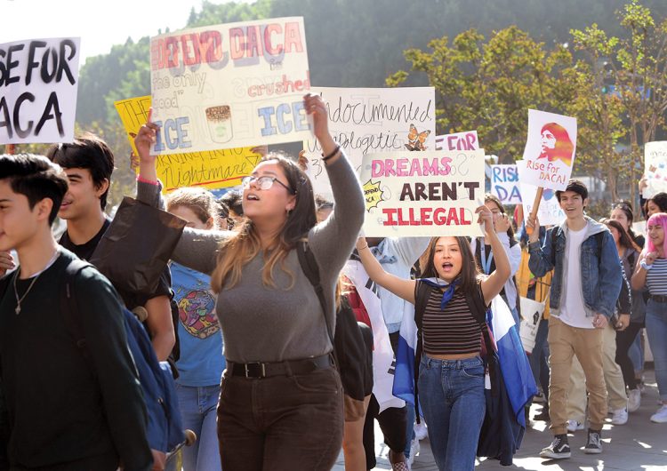 Cámara de Representantes de EU aprueba ley para regularizar a ‘dreamers’; falta aprobación del Senado