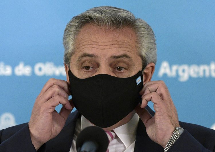 ‘Si no fuera por la vacuna la estaría pasando muy mal’: Alberto Fernández tras contraer COVID-19