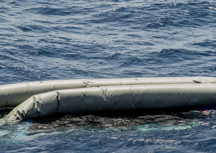 Más de cien muertos por el naufragio de un barco en el Mediterráneo