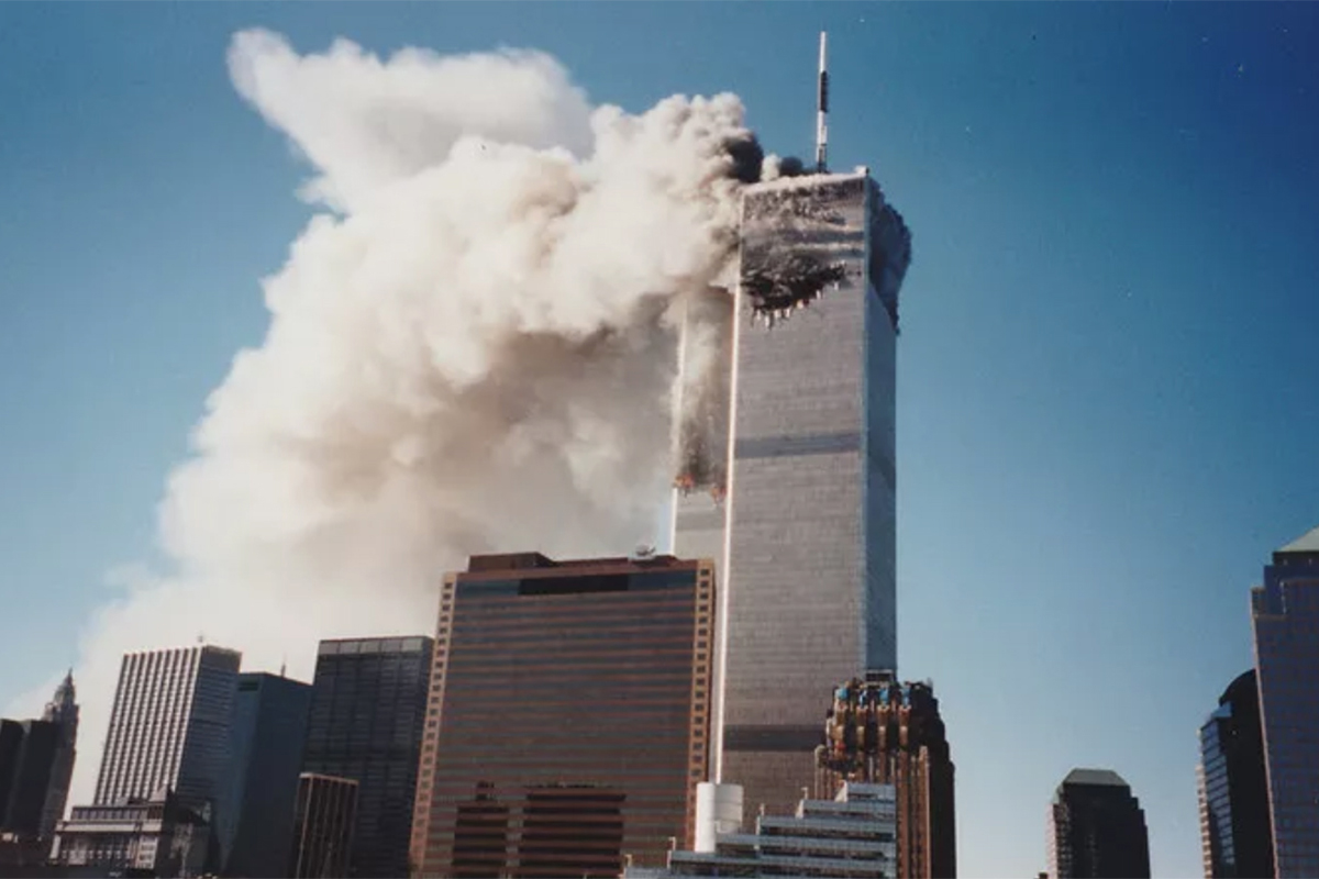 Foto nunca antes vista del ataque del 11/9 en Nueva York. Sorprende la cercanía. Foto: cortesía de Liam Enea