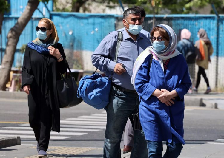 Irán enfrenta cuarta ola de covid-19; contagios afectan al 85 por ciento de la población