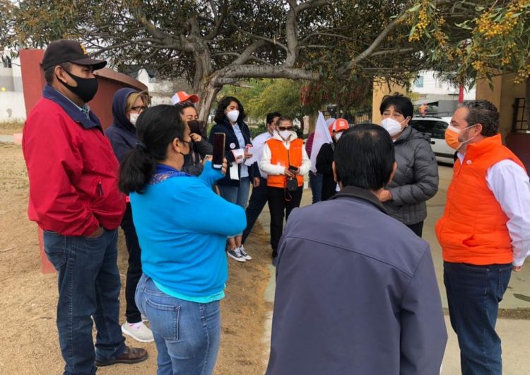 Quiere Atilano dar títulos de propiedad a familias