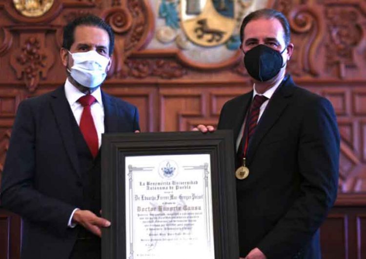 BUAP entrega Honoris Causa a Eduardo Ferrer Mac-Gregor