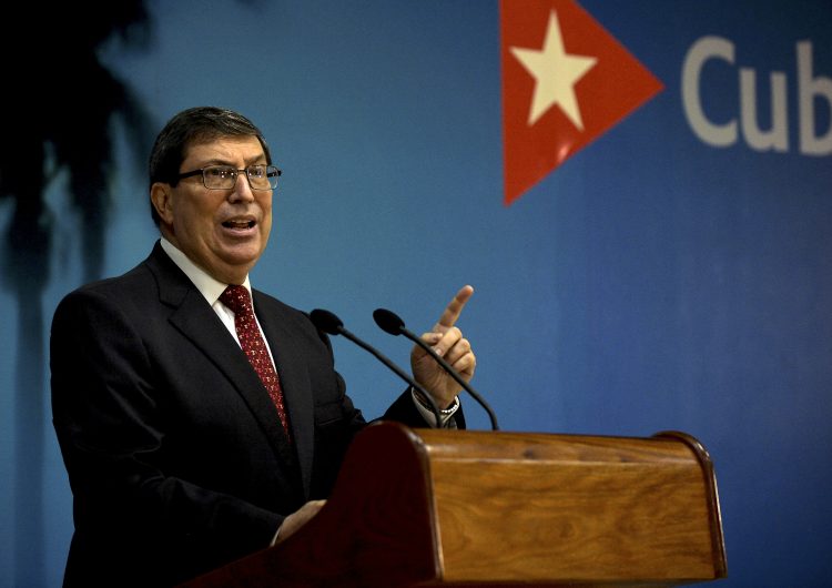 Si a EU le preocupa los derechos humanos, que ‘levante el bloqueo’, exige canciller cubano