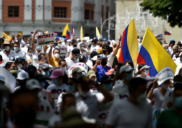 Más de 54,000 ciudadanos y 24 organizaciones exigen a Colombia autorizar visita de la CIDH