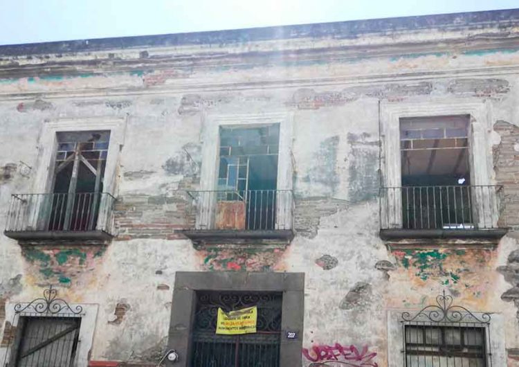 60 casonas en ruinas y 600 familias en riesgo por lluvias