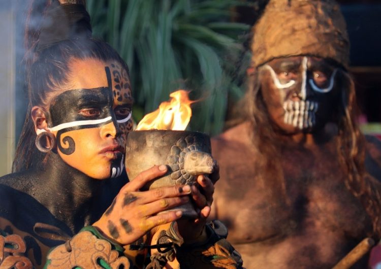 Pide perdón gobierno a mayas por agravios y discriminación