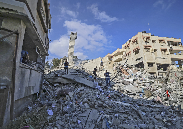 Egipto anuncia que reconstruirá Gaza; UE exige cese al fuego entre Israel y Palestina