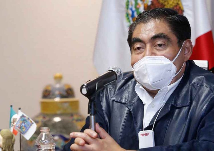 No nos quieran voltear la tortilla, pidió Barbosa a normalistas de Teteles