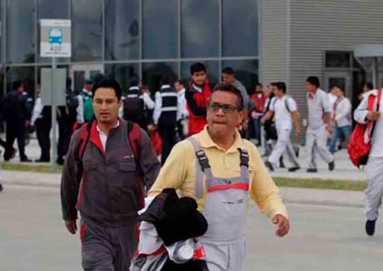 Trabajadores de Audi pagarán pasaje hacia armadora