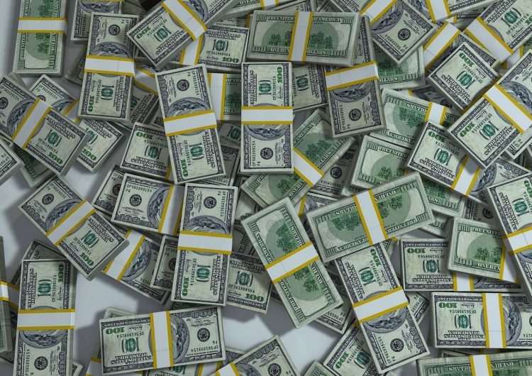 Remesas hacia América Latina crecen con fuerza en 2020 pese a pandemia