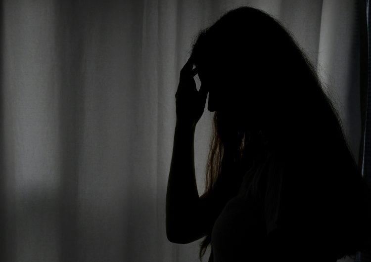 Una de cada 100 muertes en el mundo es por suicidio: OMS