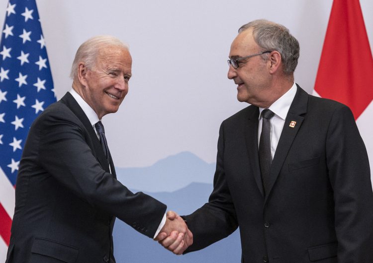 UE y EU extienden tregua arancelaria; Biden propone replicar estos acuerdos con China
