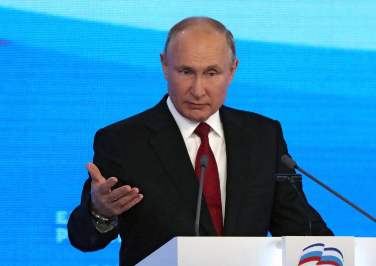 Putin promete a los rusos miles de millones de rublos antes de las elecciones de septiembre