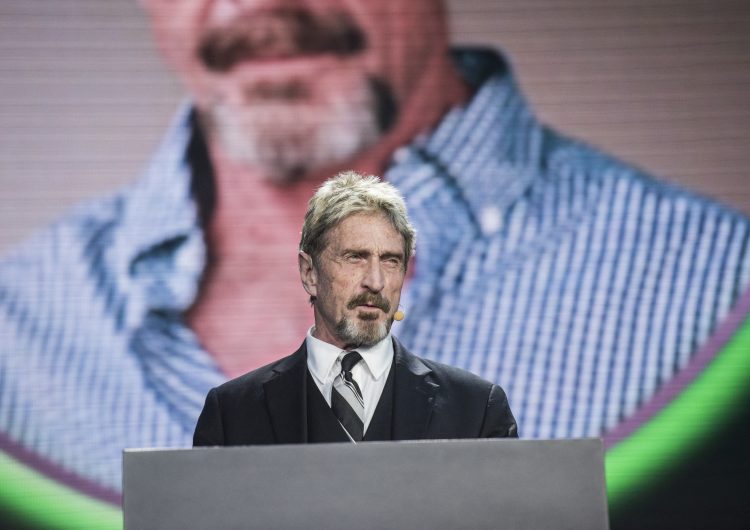 John McAfee muere en prisión previo a su extradición a EU; se presume suicidio