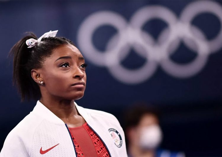 Simone Biles sintió ‘todo el peso del mundo’ sobre sus hombros antes de retirarse de la Olimpiada