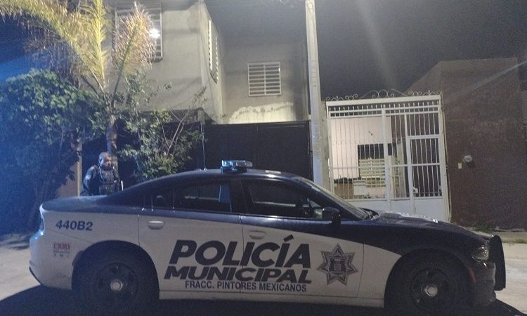 Frustran policías municipales intento de suicidio por consumo de medicamentos en Aguascalientes