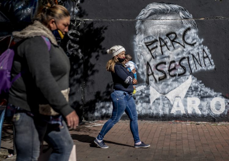 FARC serán investigadas por tribunal tras reclutar a más de 18,000 menores para la guerrilla