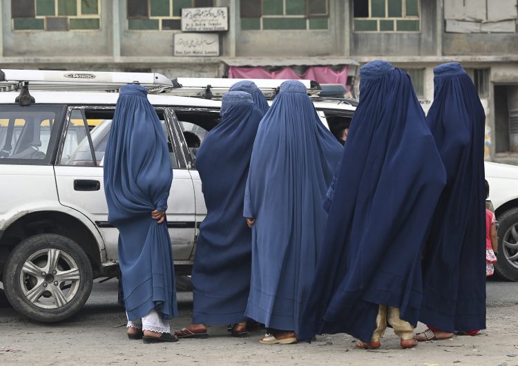 Afganistán: mujeres temen a amputaciones, casamientos forzados y violaciones bajo el régimen talibán