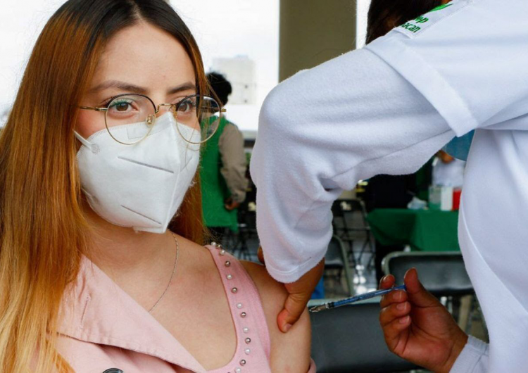 ‘Las medidas sanitarias deben practicarse aun después de la vacuna’