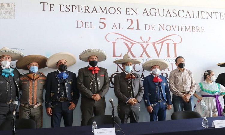 Presenta gobernador de Aguascalientes Congreso Nacional Charro en Querétaro