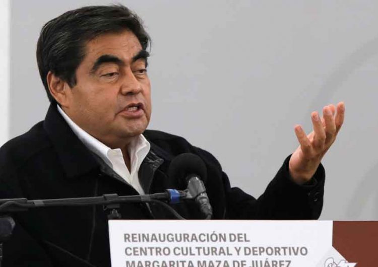 Periodista denuncia a MBH, reitera que no tiene nexos con “El Toñín”