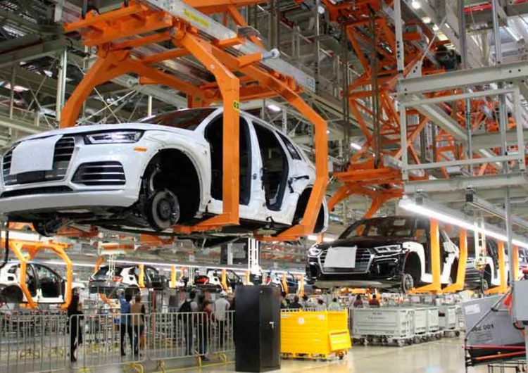 Regresan trabajadores de AUDI a turnos completos de producción
