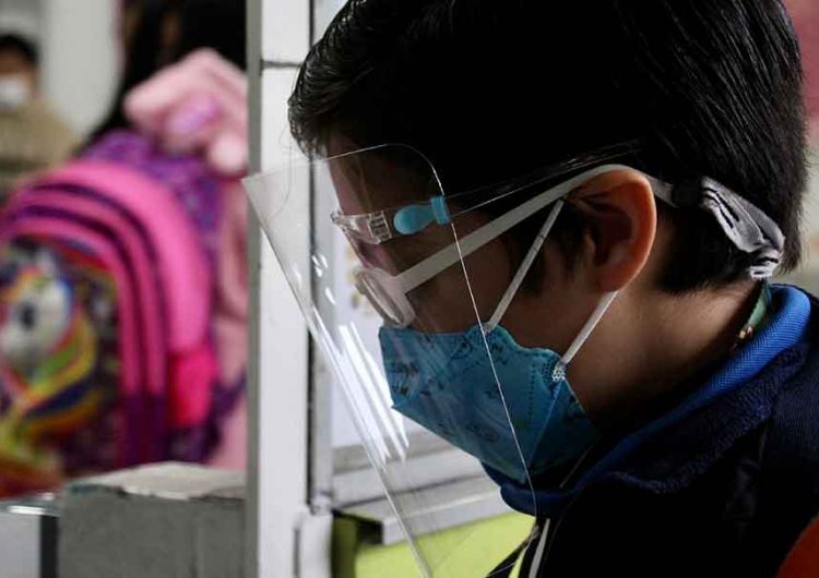Se incumplieron protocolos sanitarios anti Covid en escuelas de la capital poblana