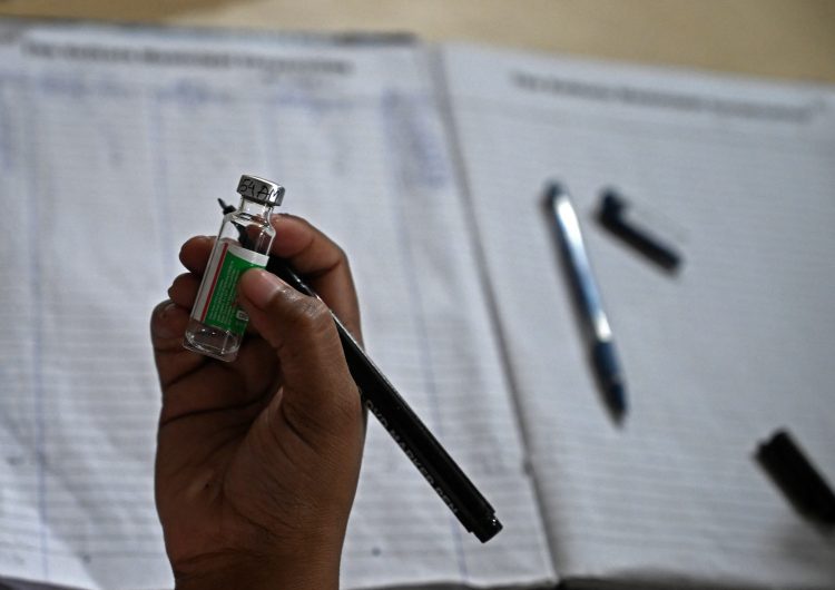 Científicos prueban en ratones vacuna de una sola dosis que brinda protección contra todas las variantes