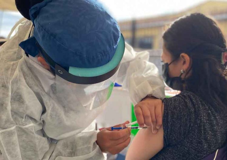 Reciben 2 niños poblanos su primera dosis contra el Covid, fue Pfizer