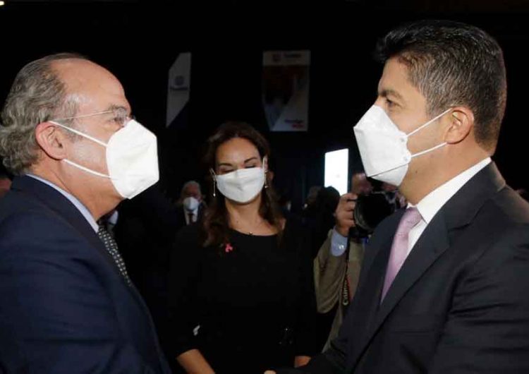 Calderón pidió desde Puebla la alianza PAN-PRI-PRD