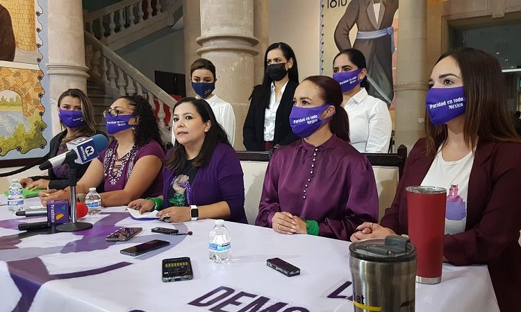 Piden a nuevos ayuntamientos respetar paridad de género en sus gabinetes